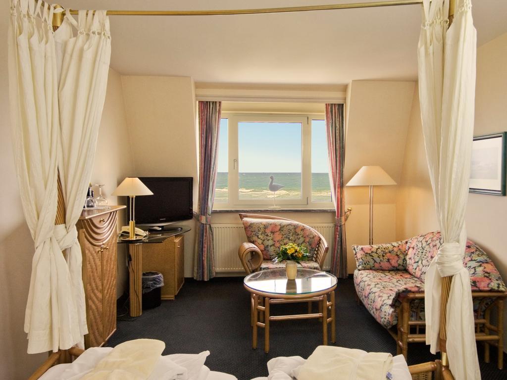 Hotel Seeschlösschen Hohwacht Zimmer foto