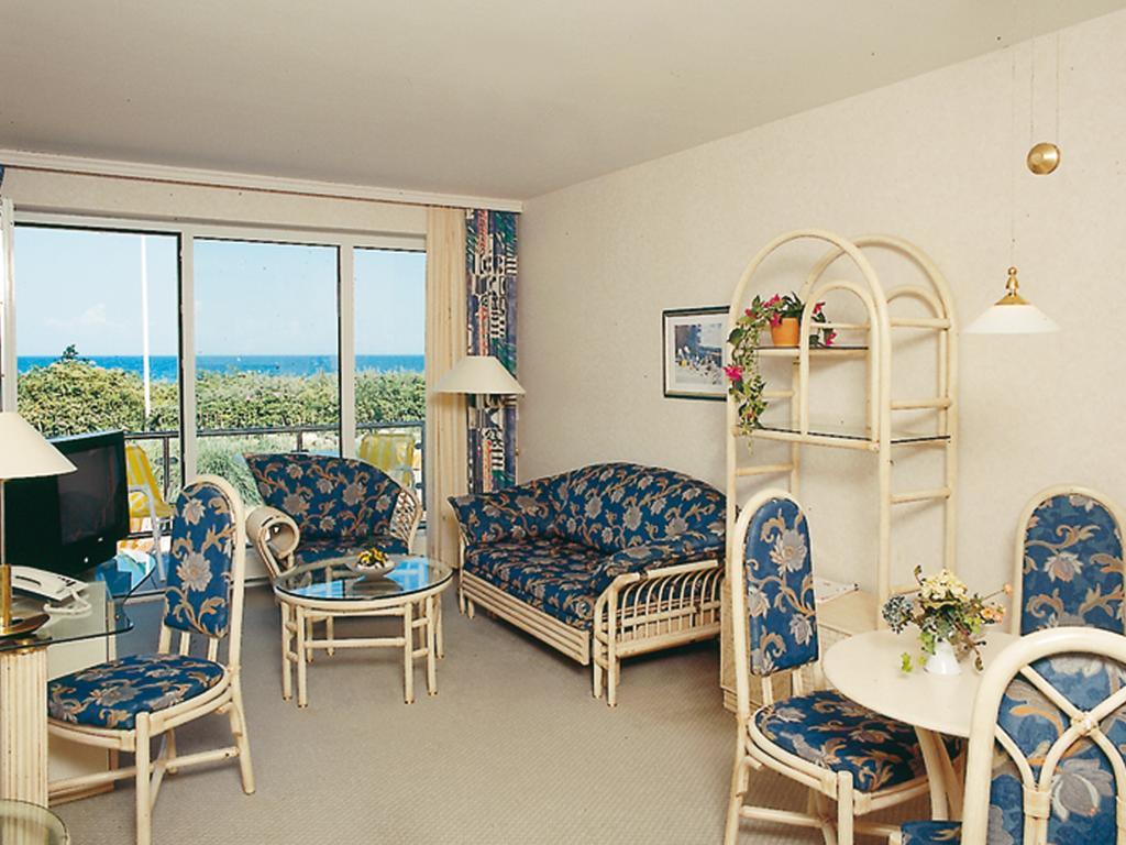 Hotel Seeschlösschen Hohwacht Zimmer foto